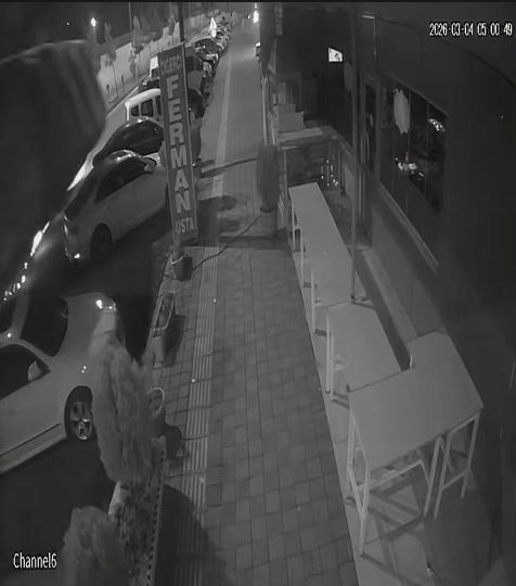 Diyarbakır&rsquo;da feci kaza: 9 ara&ccedil; saman balyaların altında kaldı - Resim : 3