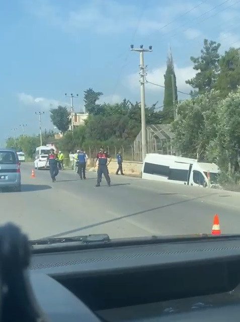 Yolcu minibüsünde dehşet dolu anlar: Öfkeli saldırganın gasbettiği araç mezarı oldu - Resim : 1