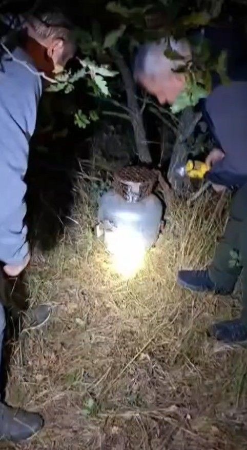 Tüpün içine ses cihazı yerleştirmişler: Kaçak avcıların oyunu bozuldu - Resim: 1