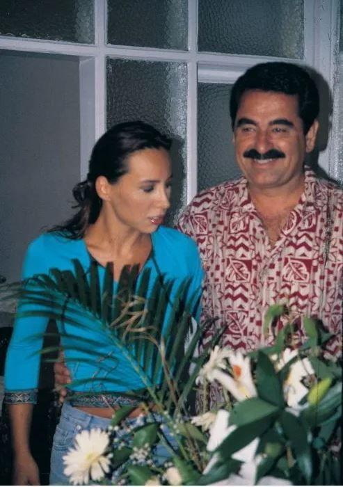 İmparator'un gözyaşları: 22 yıllık küslük yılbaşıda bitti! İbrahim Tatlıses Asena'yı görünce ağladı! - Resim: 25