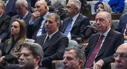 Cemil Tugay: Kimsesizlerin kimsesi, büyük lider Erdoğan - Resim : 1