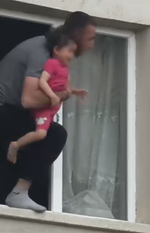 Başkentte nefes kesen operasyon: 3 yaşındaki kızını rehin alan baba etkisiz hale getirildi - Resim: 2