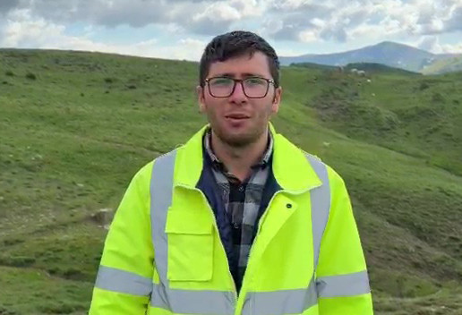 Merada hayvan otlatırken tepelerinde belirdi: Çobanlara dijital sürpriz - Resim : 5