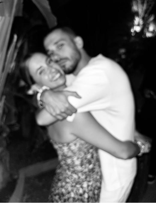 Sevgililer Günü’nde romantik mesaj: Buse Terim aşkını haykırdı - Resim: 11