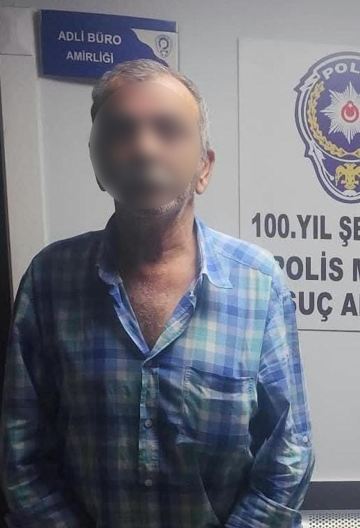 Ankara’da sahte alkol baskını: Evden 167 litre çıktı - Resim : 2