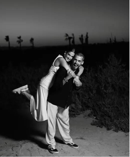 Sevgililer Günü’nde romantik mesaj: Buse Terim aşkını haykırdı - Resim: 10