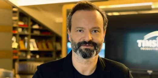 Ünlü yapımcı Timur Savcı gözaltında - Resim : 1