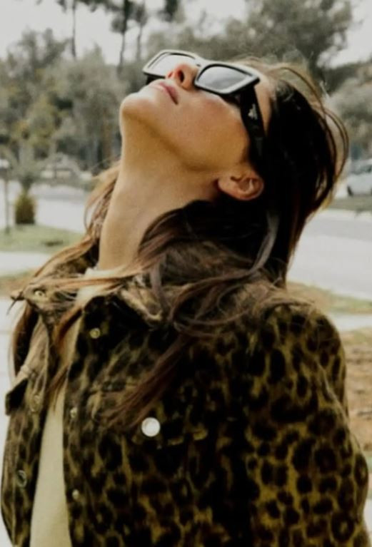 Uzak Şehir'in Zerrin'i Dilin Döğer aşka geldi - Resim : 1