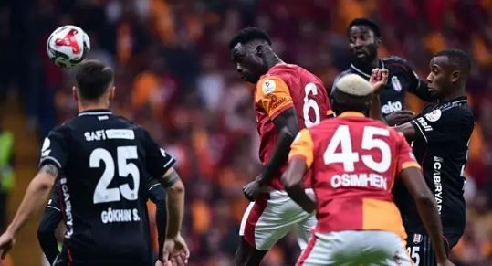 Beşiktaş–Galatasaray derbisi cep yakacak: Dev randevu öncesi fiyatlar belli oldu - Resim: 5