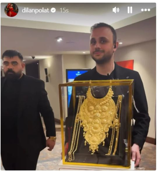 Gelinin takıları sosyal medyayı salladı: Dilan Polat bile şoke oldu - Resim : 4