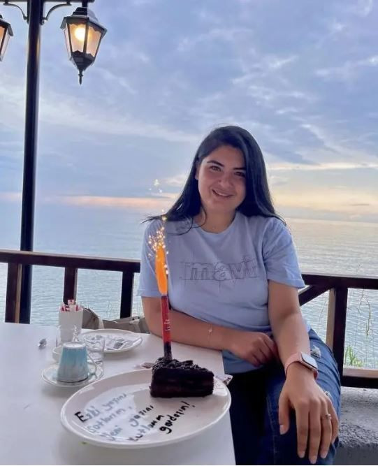 Fenomen gelin adayı Hanife Gürdal iğne ipliğe döndü: Yeni hali şok etti! - Resim: 11