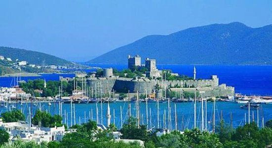 Bu ilçemizde aidatlar 180 bin TL, evler 45 milyon euro - Resim: 3