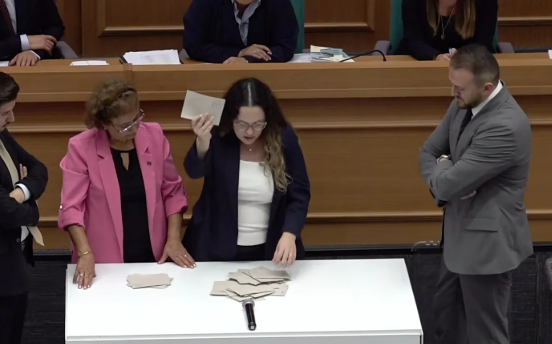 AK Parti'ye transfer olan meclis üyesinden pazarlık itirafı: Gelen teklifi açıkladı - Resim: 1