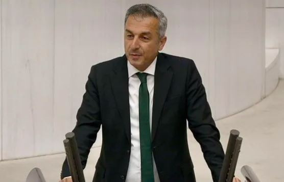 Yine Meclis kürsüsü yine hakaret: Kürtler olmasaydı Türkiye vasat bir ülke olurdu - Resim : 1