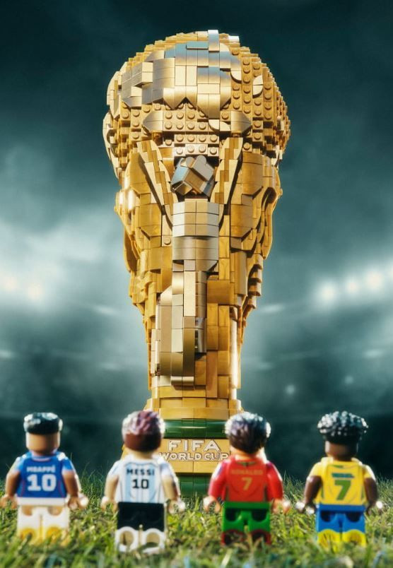 Ronaldo, Messi, Mbappe ve Vinicius Jr. bir araya geldi: LEGO’dan akılalmaz reklam filmi - Resim: 7