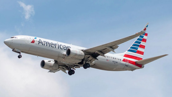 Yakıt maliyetleri rekor geliri gölgeledi: American Airlines zarar beklentisini artırdı