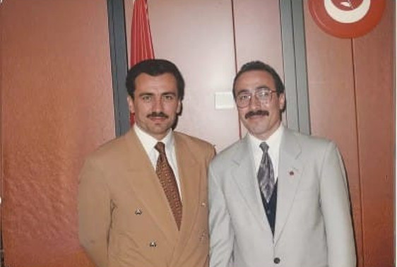 Hakkı &Ouml;znur: Muhsin başkan oligarşi ile vesayet&ccedil;i &ccedil;evrelerle m&uuml;cadele etti - Resim : 2