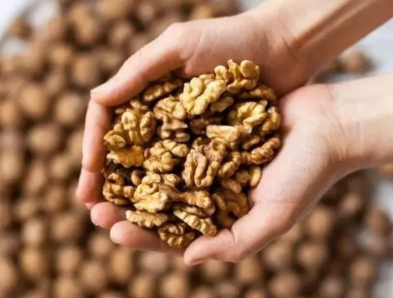 Kanser riskine karşı doğal kalkan: Kuruyemiş tüketenler daha az hastalanıyor - Resim: 1