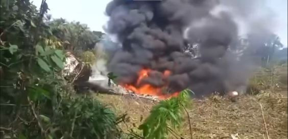 Kolombiya'da askeri uçak düştü: 90 kişi hayatını kaybetti - Resim : 2