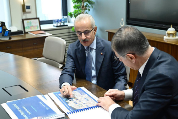 Abdulkadir Uraloğlu'ndan İzmir açıklaması: Bütün ekiplerimizi gönderiyoruz - Resim : 1