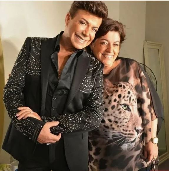 Fatih Ürek'in değerli kürkleri satıldı mı? Ablaları ilk kez konuştu - Resim: 8