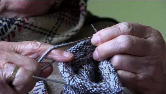 Hamide Anne’nin ilmek ilmek vatan sevgisi yürekleri ısıttı: 6 yıldır örüyor - Resim: 4