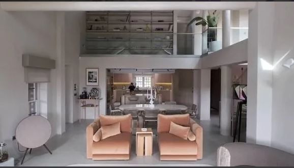 Kıvanç Tatlıtuğ ve Başak Dizer ailesinin evi göz kamaştırdı - Resim: 4