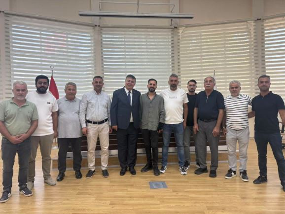 AK Parti’den istifa eden isim seçimi kazandı: Seçimler yenilendi - Resim : 1