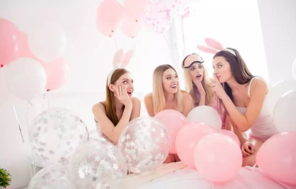 Kulakları her yerde: Astrolojinin en dedikoducu 5 burcu - Resim: 1