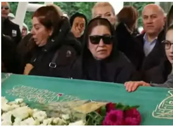 Hatice&rsquo;den Fatih &Uuml;rek&rsquo;in cenazesi sonrası olay s&ouml;zler: &ldquo;&Ccedil;ıldırıyorum&rdquo; - Resim : 1