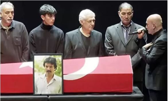 Ferdi Tayfur’un ailesinde sular durulmuyor: Büyük torundan zehir zemberek sözler - Resim: 3