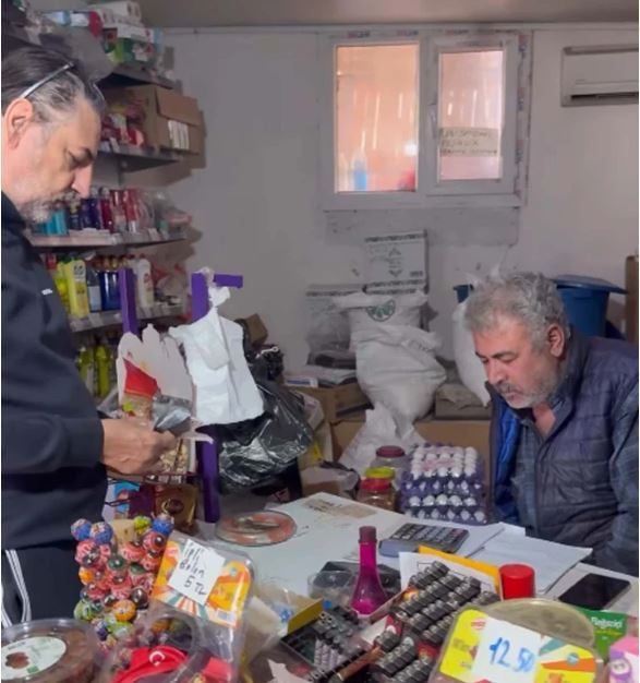 Şarkıcı Çelik’ten anlamlı hareket: Depremzedeleri unutmadı: Bakkal ve eczane borçlarını ödedi - Resim: 10