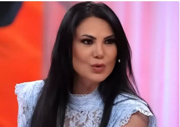 Demet Özdemir’in ablası bakın kim çıktı: Herkes onu merak etti - Resim: 1