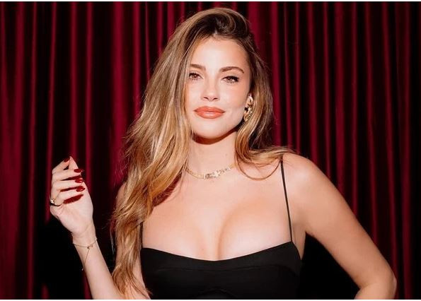 Ezgi Ey&uuml;boğlu sessizliğini bozdu: &ldquo;Benim evimden &ccedil;ıkmış gibi g&ouml;sterdiler&rdquo; - Resim : 1