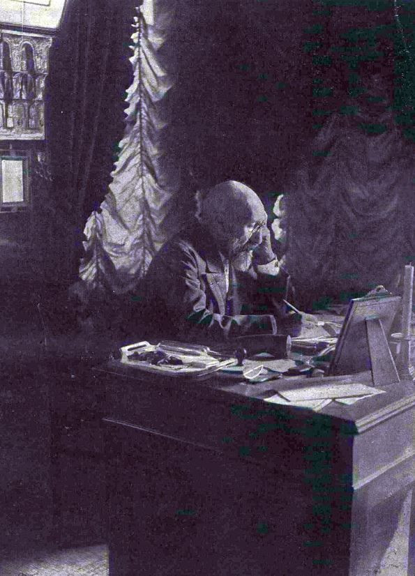 Bir Sadrazam oğlu ressam oldu: Kaplumbağa Terbiyecisi’nin sırrı: Osman Hamdi Bey 116 yıl sonra hâlâ büyülüyor - Resim: 1