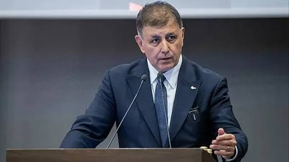 Cemil Tugay ADD üyeliğinden istifa etti - Resim : 1