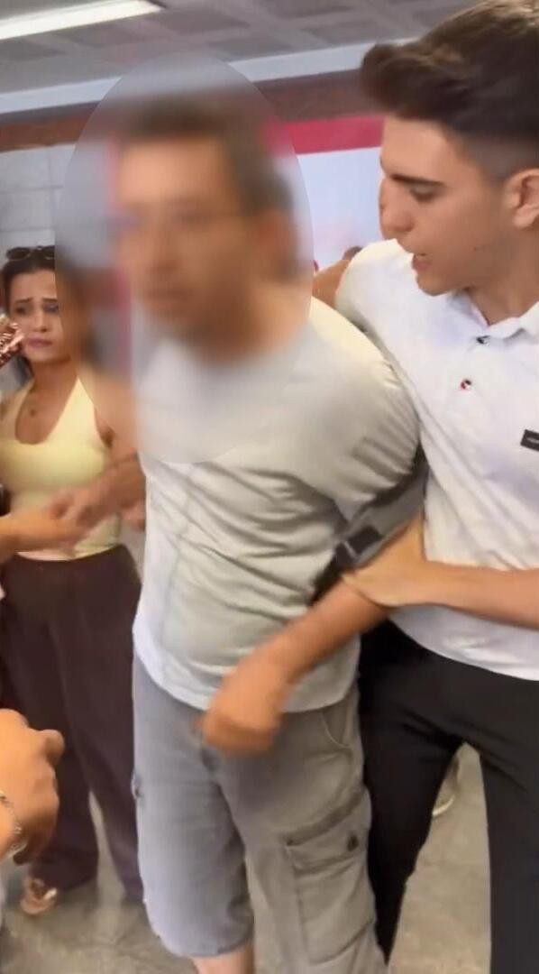 Şişli Metrobüs istasyonunda gerilim: Gizli çekim yapan şüpheli suçüstü yakalandı - Resim : 2