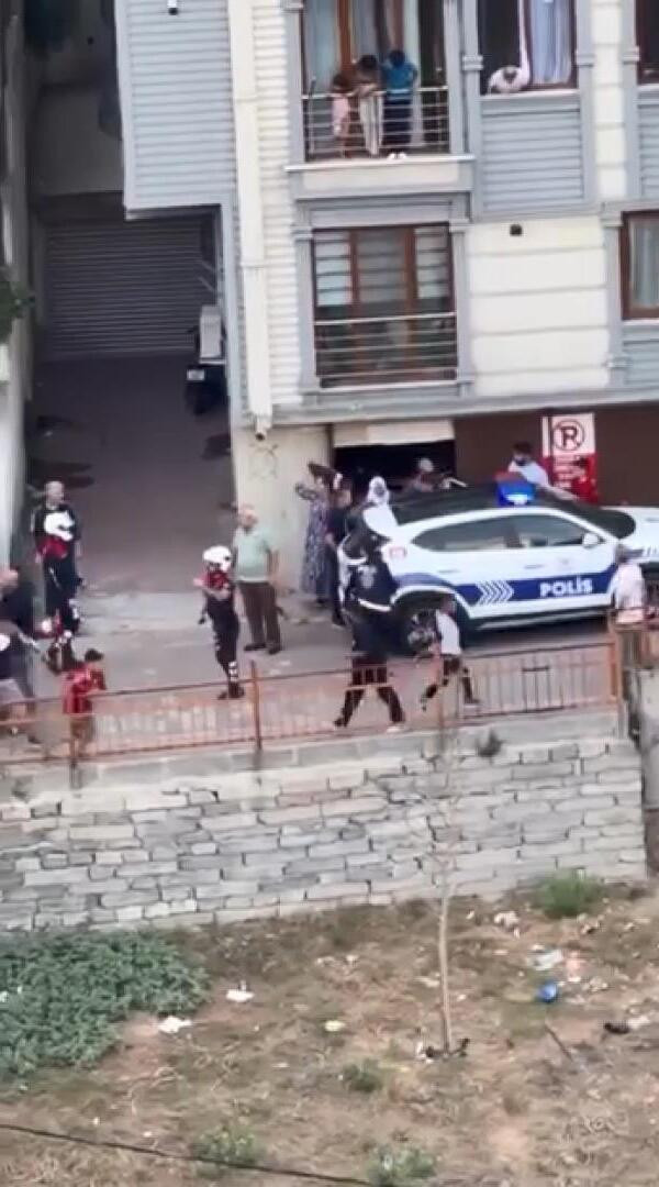 Kağıthane'de "Kuş göstereceğim" yalanıyla çocuklara çirkin tuzak: Kalabalıktan kaçıp kendilerini kilitlediler - Resim : 2