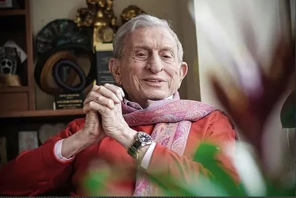 Türk tiyatrosu duayenine gözyaşlı veda: 72 yıllık efsane Haldun Dormen sonsuzluğa uğurlanıyor… Vasiyeti yerine getirildi - Resim: 11