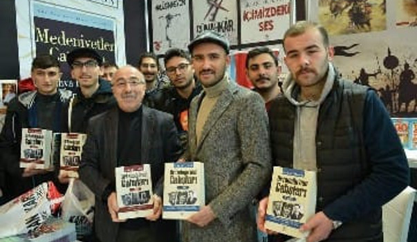 Hakkı Öznur: Başbuğ Türkeş’e bomba ile suikast yapmak istediler ellerinde patladı - Resim : 1