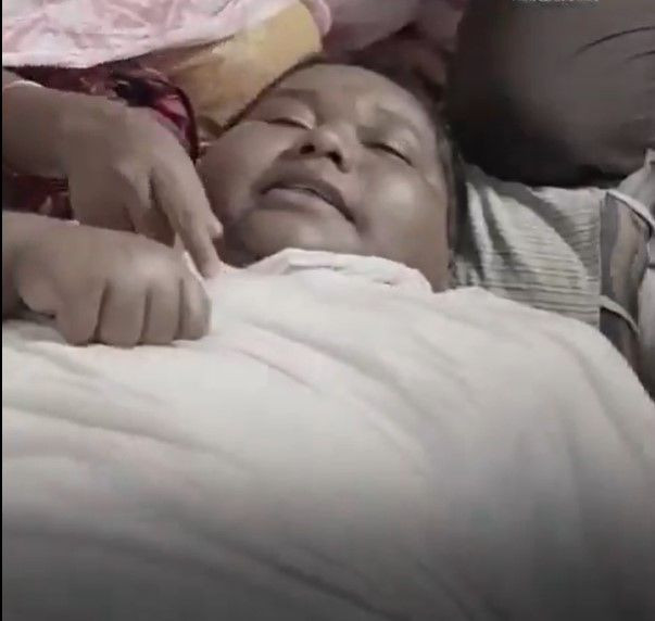 16 yaşındaki çocuk sudan çıkamıyor: Hastalığının sırrı çözülemedi - Resim: 13