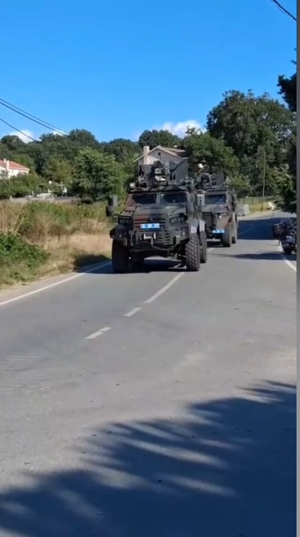 Jandarmadan sabır operasyonu: Günlerce direnen şüpheli sonunda silahını bıraktı - Resim : 5