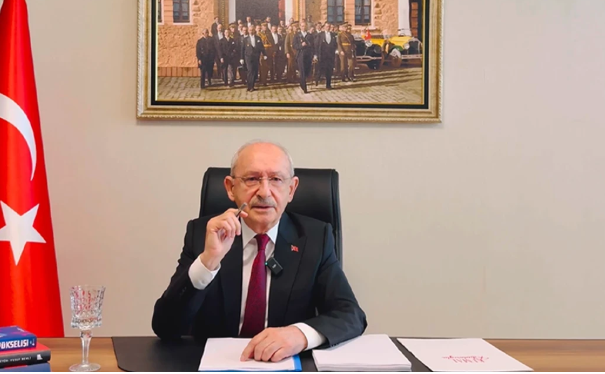 Kılıçdaroğlu'nun üstünü çizdiği CHP'li: Kendisine çok yakın bir isim - Resim: 1