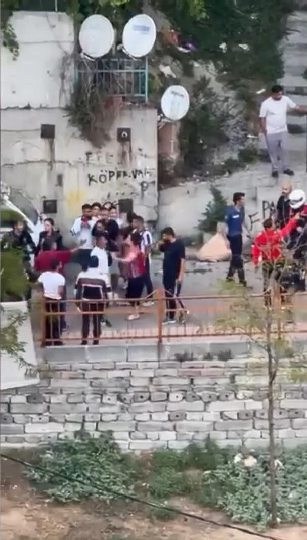 Kağıthane'de "Kuş göstereceğim" yalanıyla çocuklara çirkin tuzak: Kalabalıktan kaçıp kendilerini kilitlediler - Resim : 1
