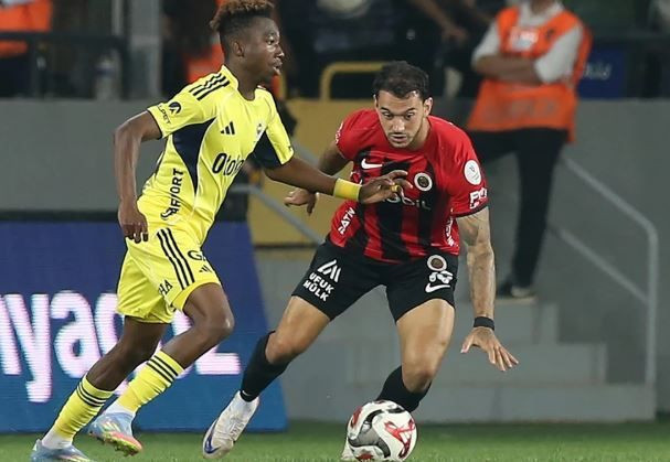 Fenerbahçe, Gençlerbirliği’ni ağırlıyor... Kadrolar ve eksikler... Zirve yolunda kritik viraj - Resim: 10