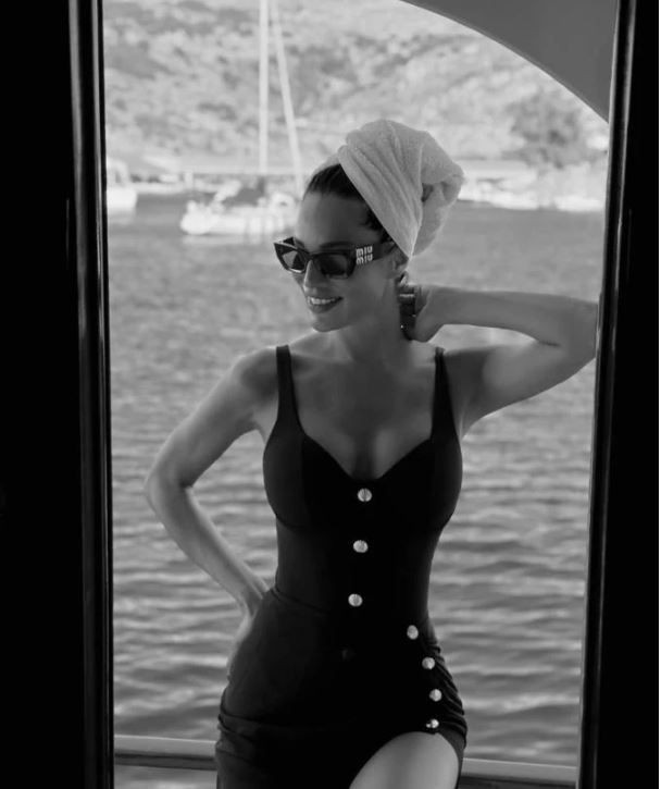 Güzide Duran ve Adnan Aksoy’un çekişmeli boşanmasında detaylar belli oldu: 18 yıllık evlilik 15 dakikada bitmişti... - Resim: 10