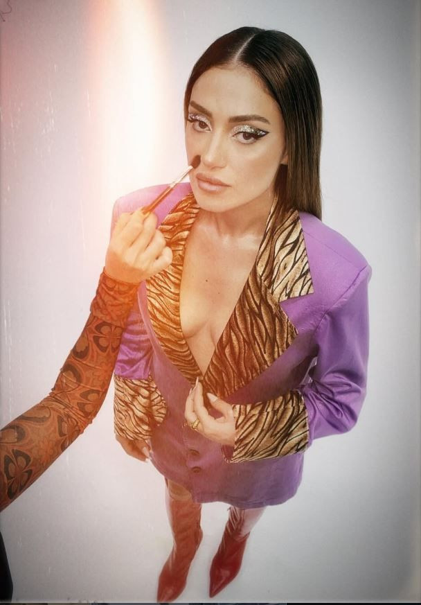 ‘İmparator’ lakaplı İbrahim Tatlıses’in kızı Dilan Çıtak’tan buz dolu fıçıya girdi: Takipçileri hayrete düşürdü - Resim: 9