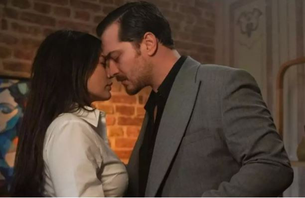 Eşref R&uuml;ya&rsquo;da izleyici krizi: Senarist isyan etti - Resim : 1