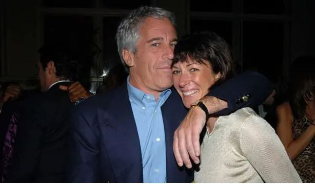 Yeni skandal ortaya çıktı: Epstein’in kayıp silahları - Resim: 5