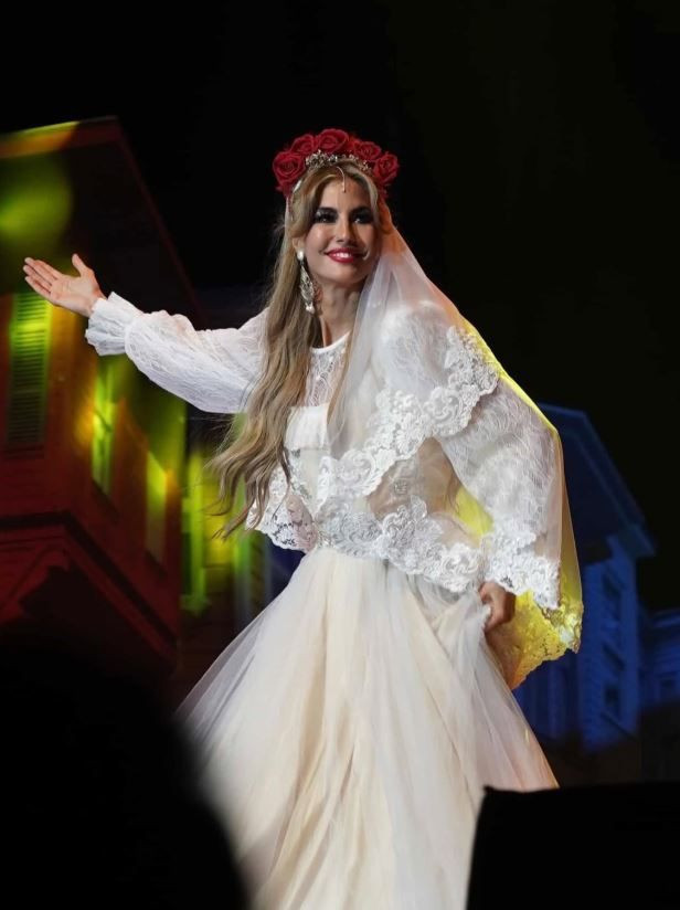 Çağla Şıkel’den aşk itirafı: Eleştirilere rest çekti - Resim: 11